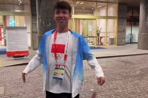弟弟乐开花！王钰栋姐姐现场喊王